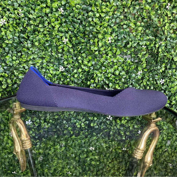 R Rothy’s Size 8 - Picture 3 of 12